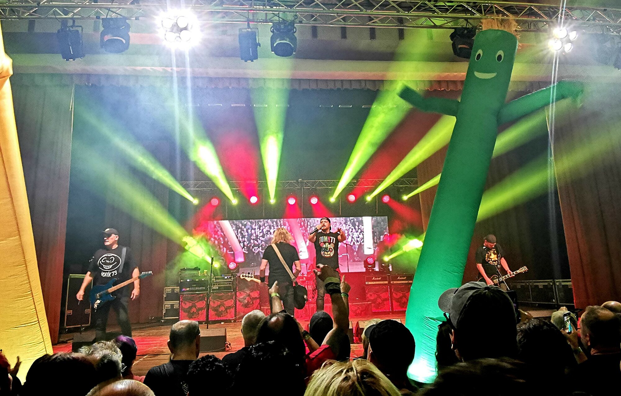Harlej vystoupili v Prostějově: sobotní večer patřil fanouškům rocku!